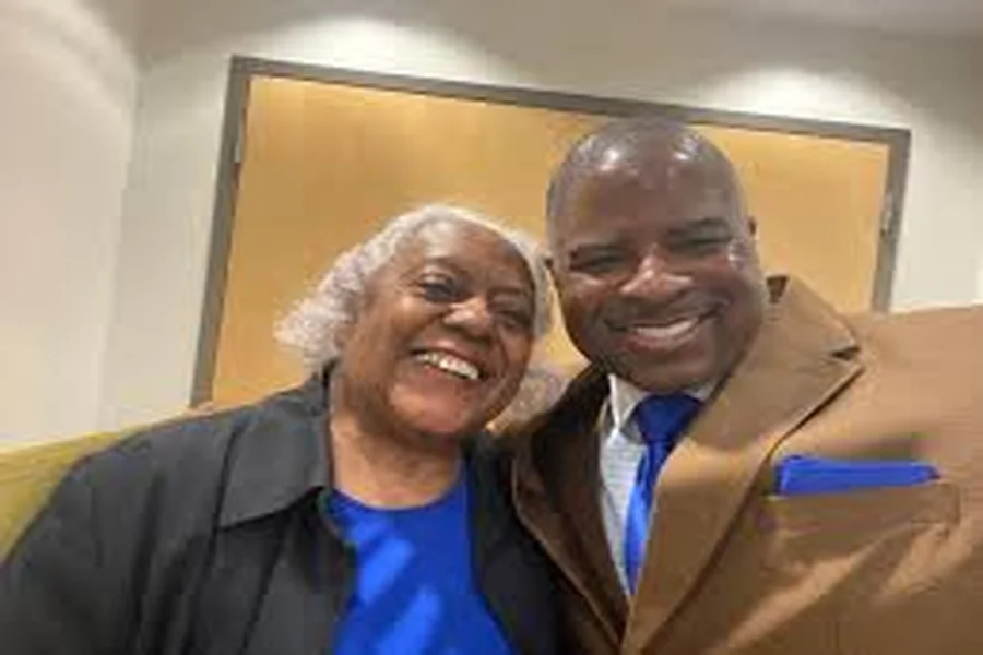 is dontae jones married